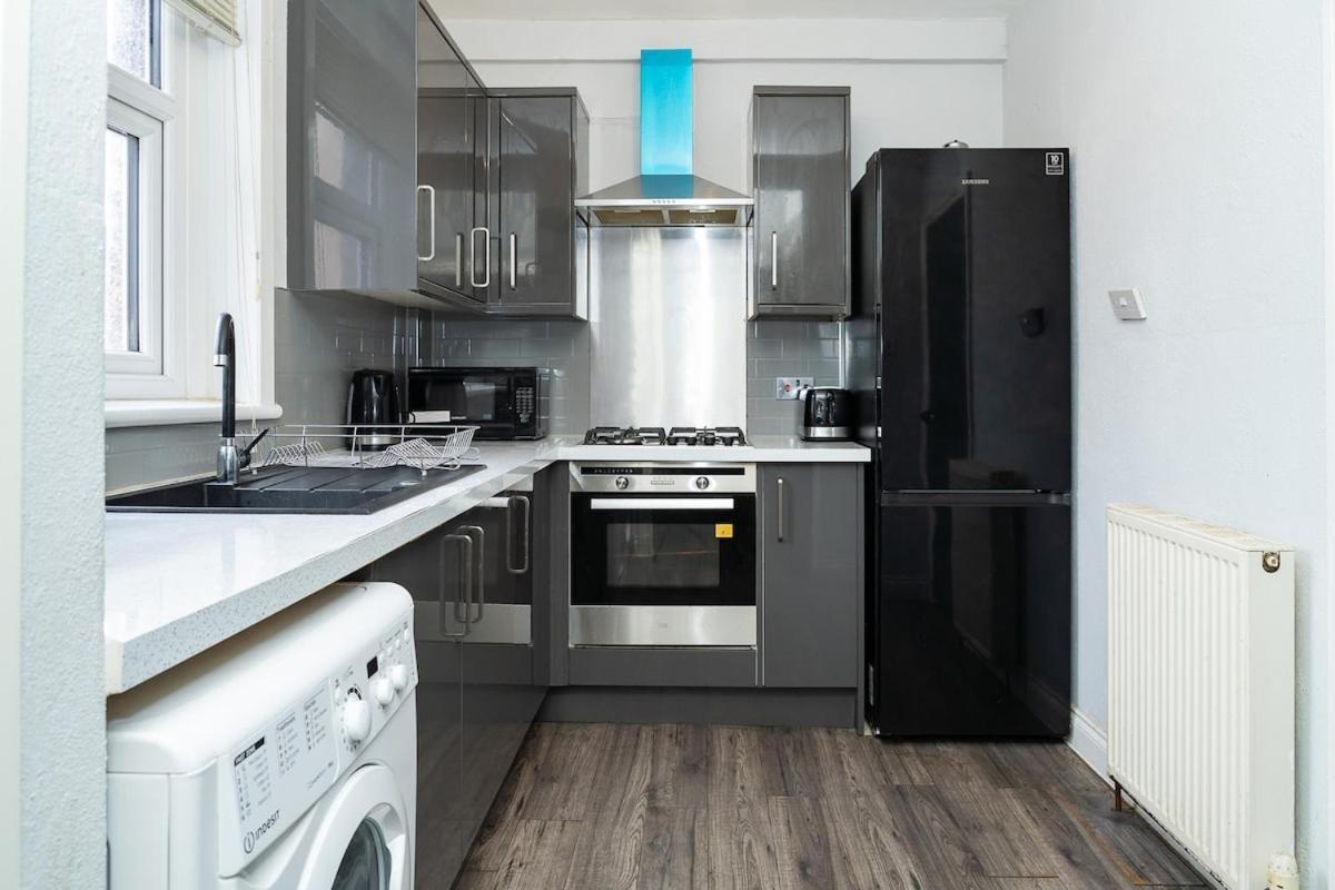 Apartment Luxury 2-bed Townhouse With Free Parking, Near Edinburgh