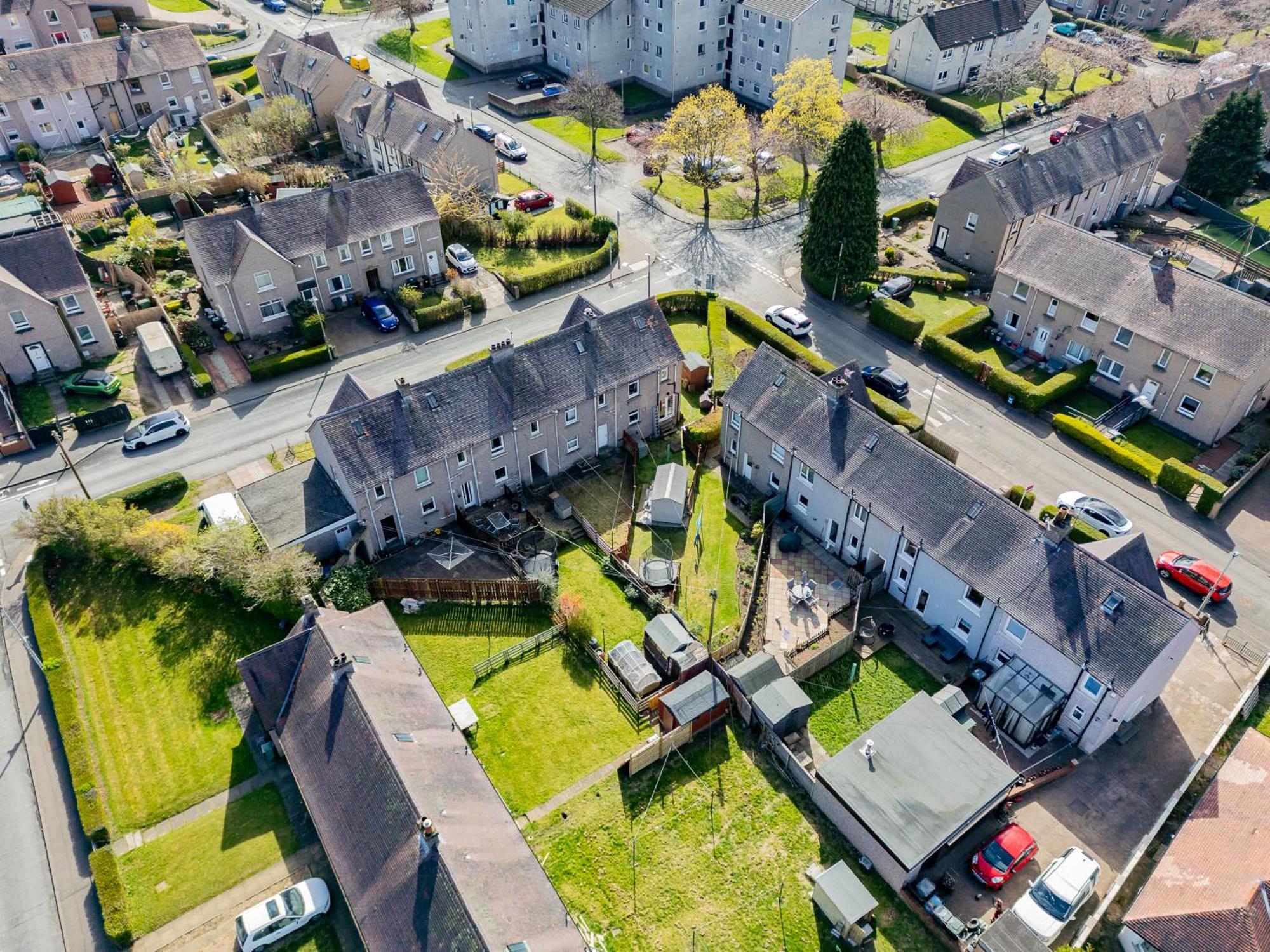 Luxury 2-bed Townhouse With Free Parking, Near Appartement *